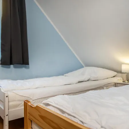 50010 Eulennest * Carolinensiel